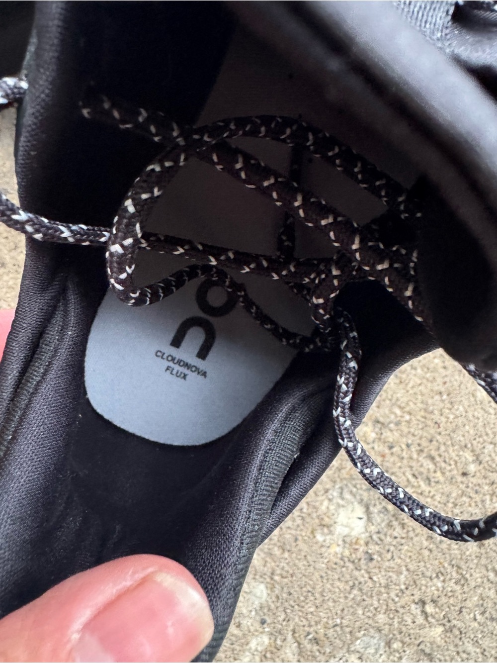 On Running Cloud Black Running Shoes W 7 - Picture 5 of 5